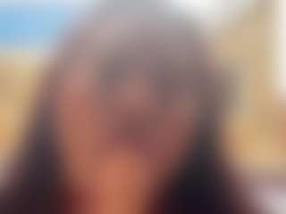 Live cam show with Alana La Latina - Hairy Pussy BBW on Milfs Live