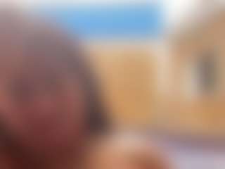Live cam show with Alana La Latina - Doggy Style on Milfs Live