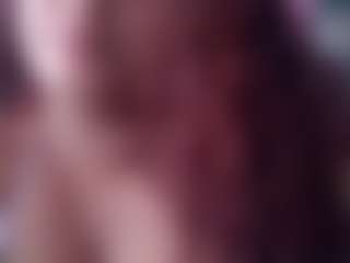 Live cam show with Alana La Latina - Striptease on Camsoda