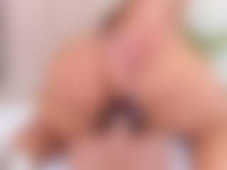 Alana La Latina 🍑's Live Sex Cam Show