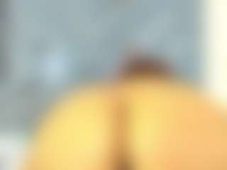 Alana La Latina 🍑's Live Sex Cam Show
