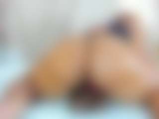 Alana La Latina 🍑's Live Sex Cam Show
