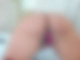 Live cam show with Alana La Latina 🍑 - BBW Middle Aged on liverealitysex.com