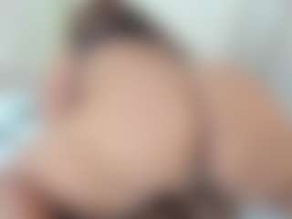 Alana La Latina 🍑's Live Sex Cam Show