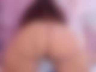 Live cam show with Alana La Latina 🍑 - Twerk on Camsoda