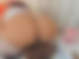 Alana La Latina 🍑's Live Sex Cam Show
