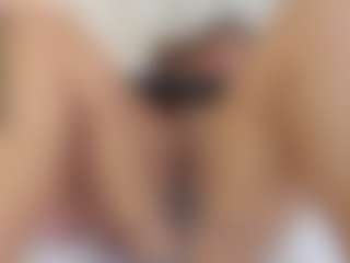 Alana La Latina 🍑's Live Sex Cam Show