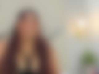 Live cam show with Alana La Latina - Middle Aged on liverealitysex.com