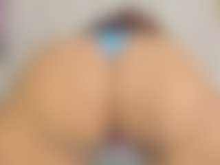 Alana La Latina's Live Sex Cam Show