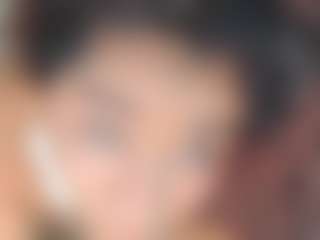 Live cam show with Alana La Latina - Smoking on StripNow