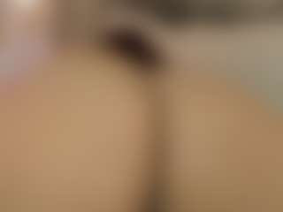 Alana La Latina's Live Sex Cam Show