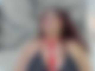 Live cam show with Alana La Latina - Curvy Middle Aged on CamClone