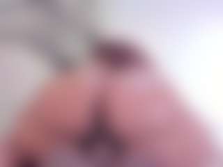 Live cam show with Alana La Latina - Cum on Camsoda