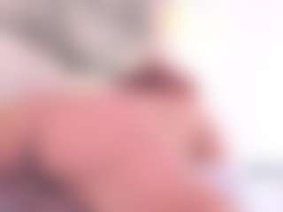 Live cam show with Alana La Latina - Curvy Middle Aged on Gym Cam Girls