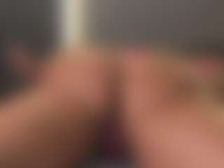 Angiled03's Live Sex Cam Show