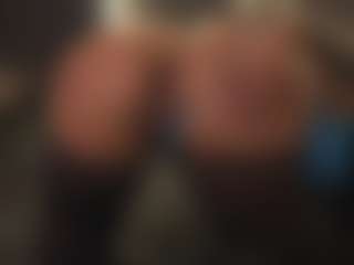 Angiled03's Live Sex Cam Show