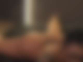 Angiled03 MILF webcam performer live streaming