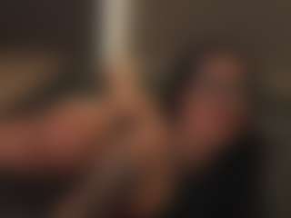 Angiled03 MILF webcam performer live streaming