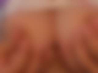 carrie-pink's Live Sex Cam Show