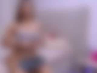 Live cam show with ItsKimhere - Normal on Camsoda
