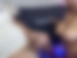 Live cam show with ItsKimhere - Strip on fapnchat