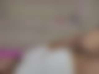 ItsKimhere's Live Sex Cam Show