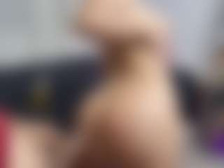 ItsKimhere's Live Sex Cam Show