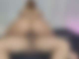 ItsKimhere's Live Sex Cam Show