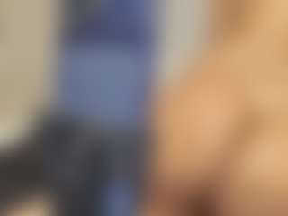 ItsKimhere's Live Sex Cam Show