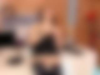 Live cam show with victoria-willde - Bondage on Dolls Live