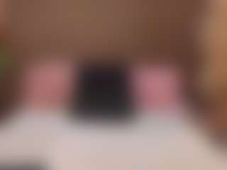Live cam show with kiara princess - Ebony on Gym Cam Girls | colombia