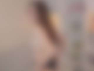 Live cam show with GiselleVillacrusis - Tiny Tits on livesuperchat.net
