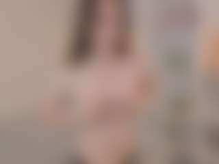 Live cam show with GiselleVillacrusis - Brown Hair on Soda Cam