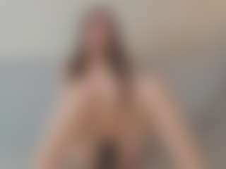 Live cam show with GiselleVillacrusis - Squirt on Milf Play