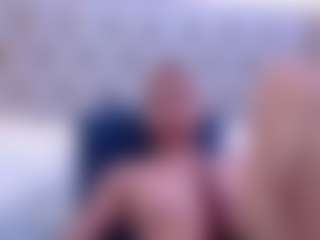 Live cam show with Liiamthompson - Hairy Pussy on Camsoda
