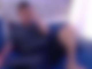 Live cam show with Liiamthompson - Hairy Pussy on Soda Cam