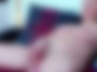 MonaLux's Live Sex Cam Show