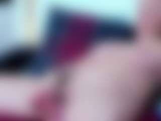 MonaLux's Live Sex Cam Show