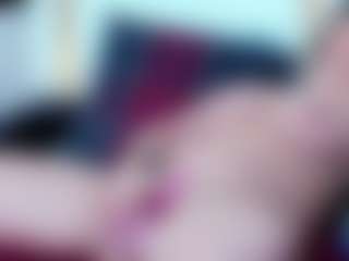 MonaLux's Live Sex Cam Show