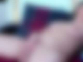 MonaLux's Live Sex Cam Show