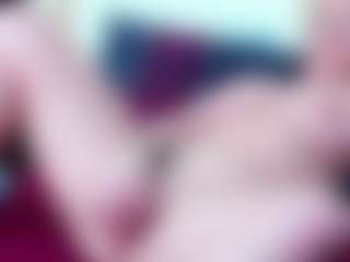 MonaLux's Live Sex Cam Show