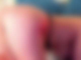 MonaLux's Live Sex Cam Show