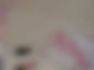 Live cam show with OhMyBelle - Full Nudity on Hubzter Live
