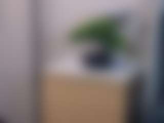 Live cam show with ShandaTeneyck - Cum on Chatstar