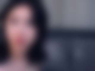 Live cam show with ShandaTeneyck - Average on Uber Horny