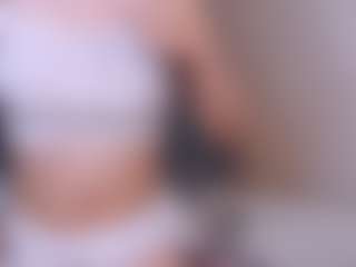 Live cam show with ShandaTeneyck - Teen (18+) on Uber Horny