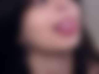 Live cam show with ShandaTeneyck - Body Massage on SmokeAndPoke