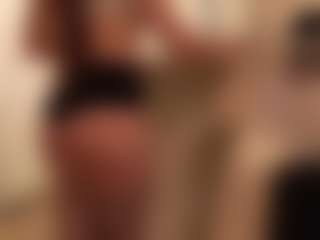 Live cam show with squrtladye666 - MILF on liverealitysex.com