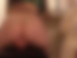 squrtladye666 MILF webcam performer live streaming