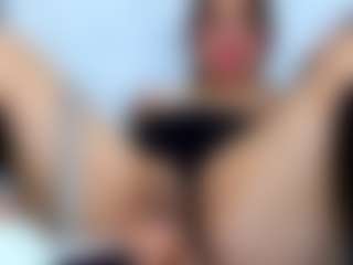 Live cam show with Brenda Rosse - Spank Big Tits on friskycurves.com